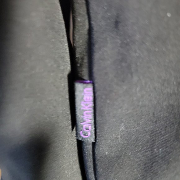 Calvin Klein Performance Jacket Black Size Medium Purple Trim - Picture 8 of 8